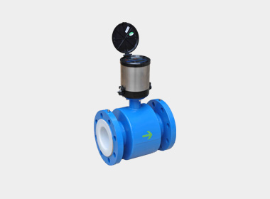 Battery power electromagnetic flowmeter